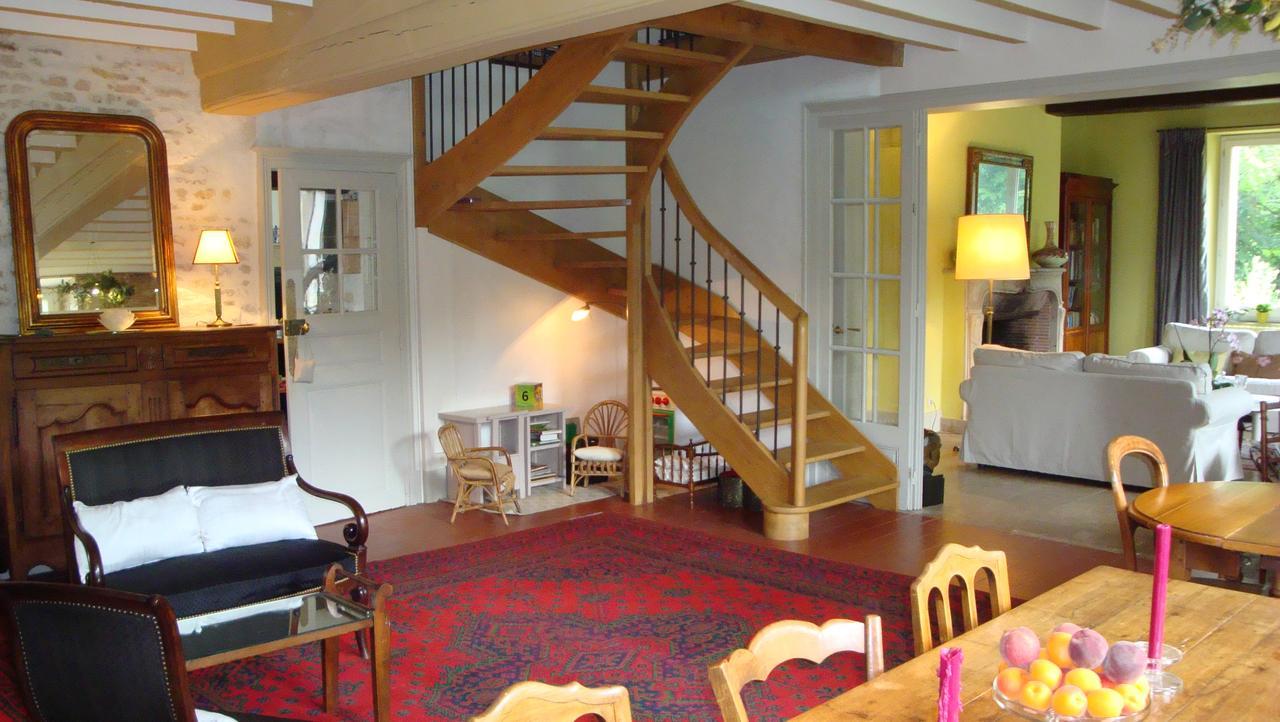 Val De La Nef Bed & Breakfast Joux-la-Ville Exterior photo